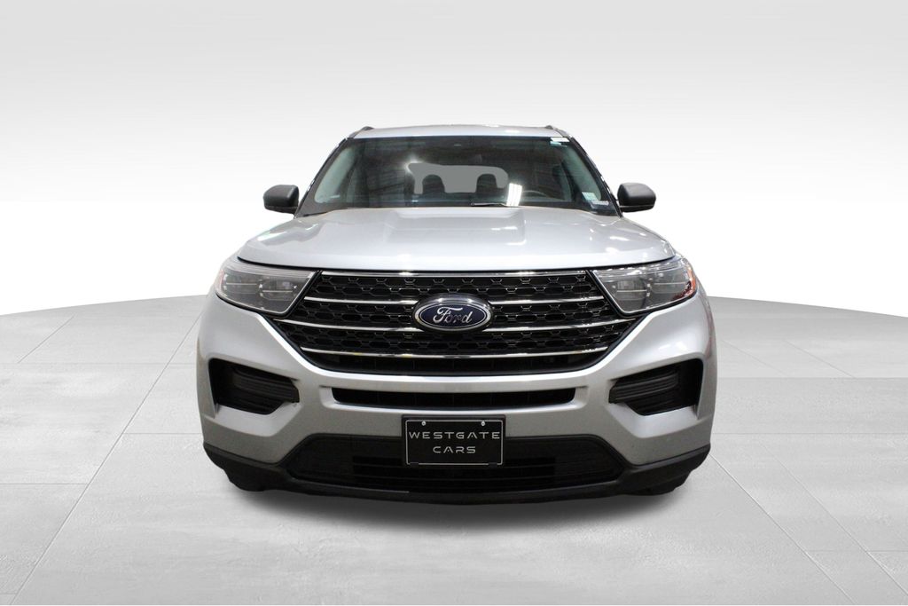 2022 Ford Explorer XLT photo 2