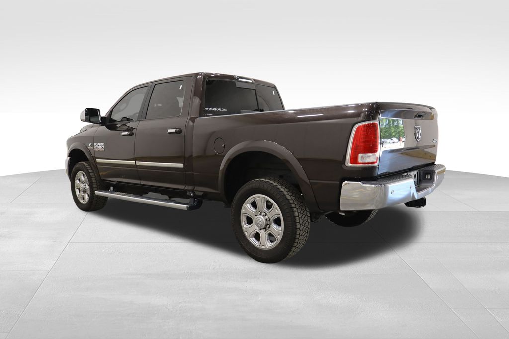 2017 Ram 2500 Laramie photo 3