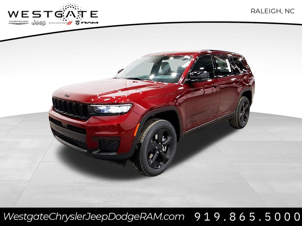 2025 Jeep Grand Cherokee Altitude photo 2