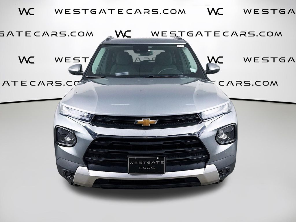 2023 Chevrolet Trailblazer LT photo 2