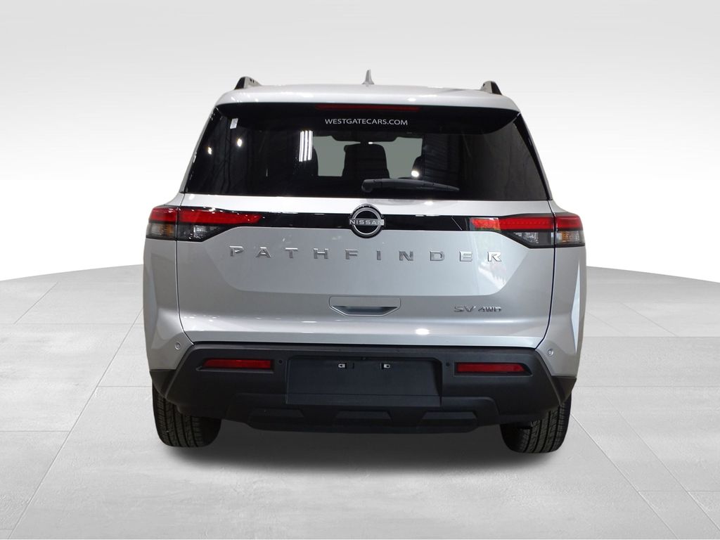 2024 Nissan Pathfinder SV photo 4