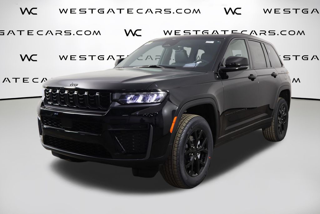 2026 Jeep Grand Cherokee Laredo Altitude's photo