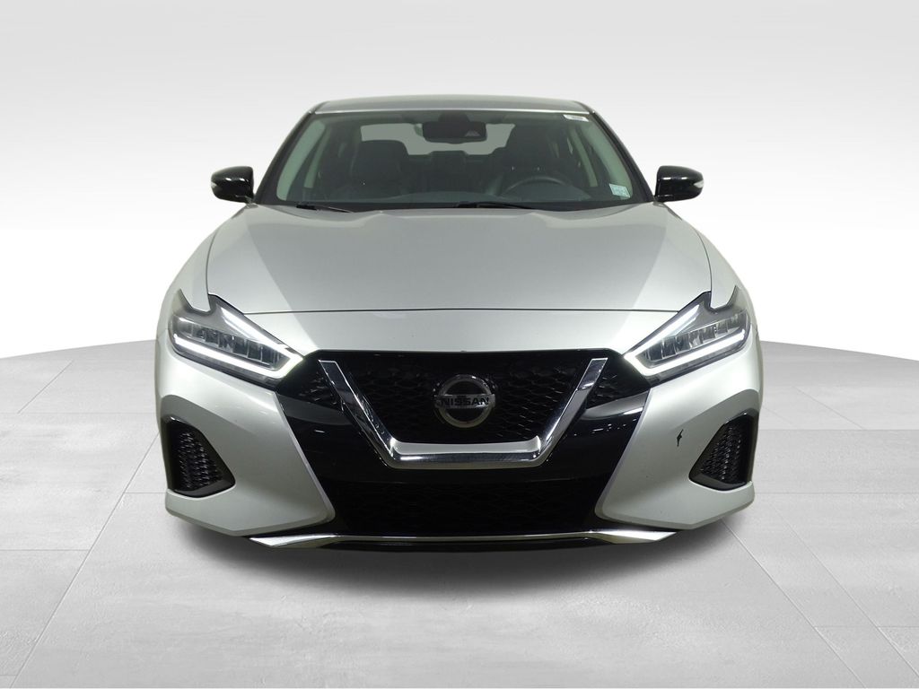 2022 Nissan Maxima SV photo 2