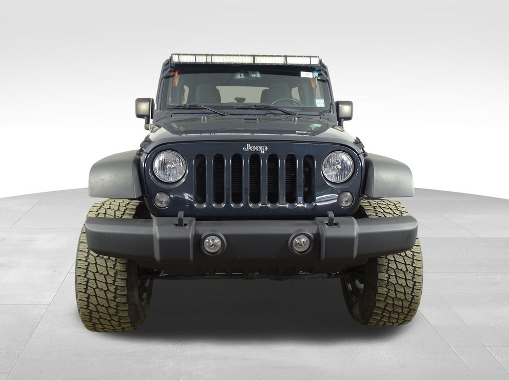 2017 Jeep Wrangler Unlimited Sport photo 2