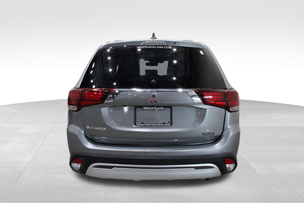 2020 Mitsubishi Outlander SEL photo 4
