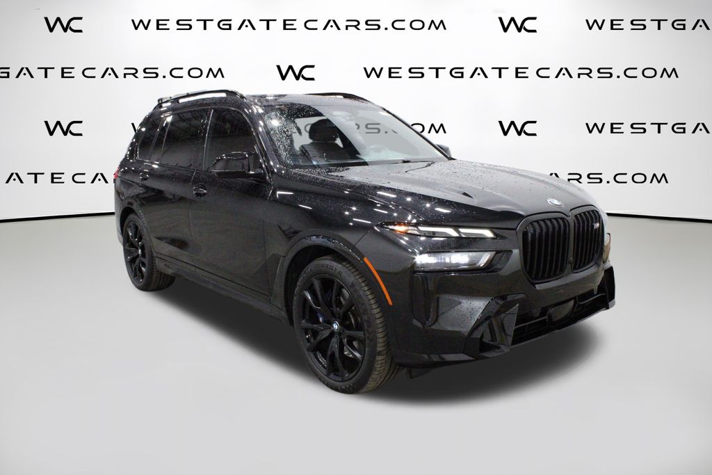 2023 BMW X7