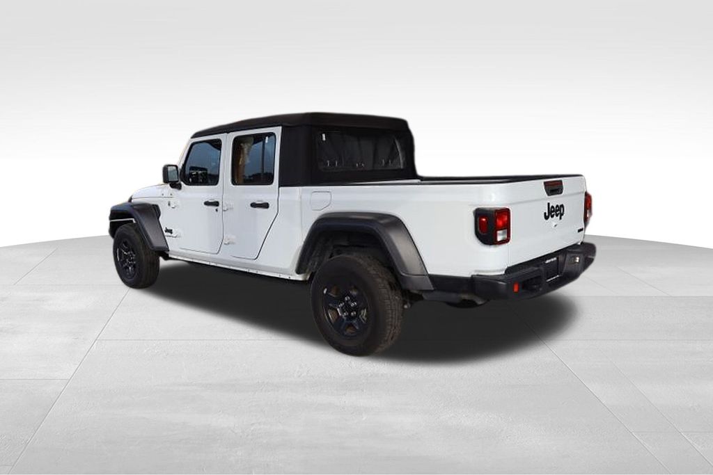 2020 Jeep Gladiator Sport photo 2