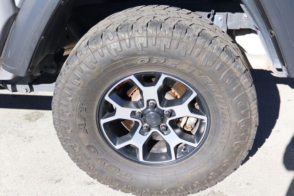 2020 Jeep Gladiator Sport S - Photo 35