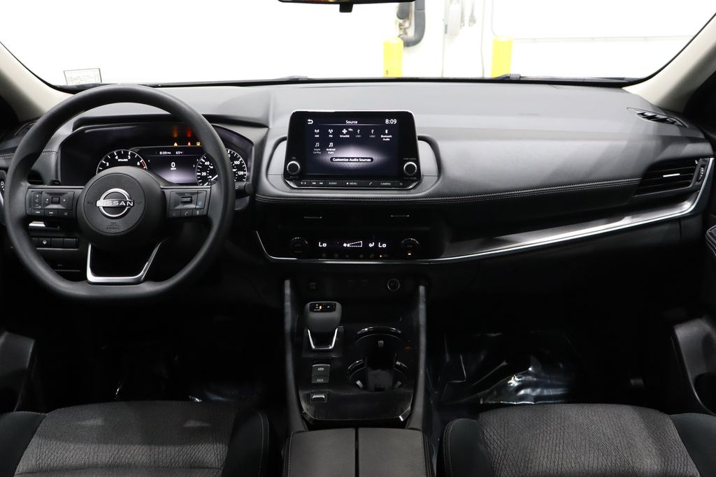 2024 Nissan Rogue SV - Photo 29