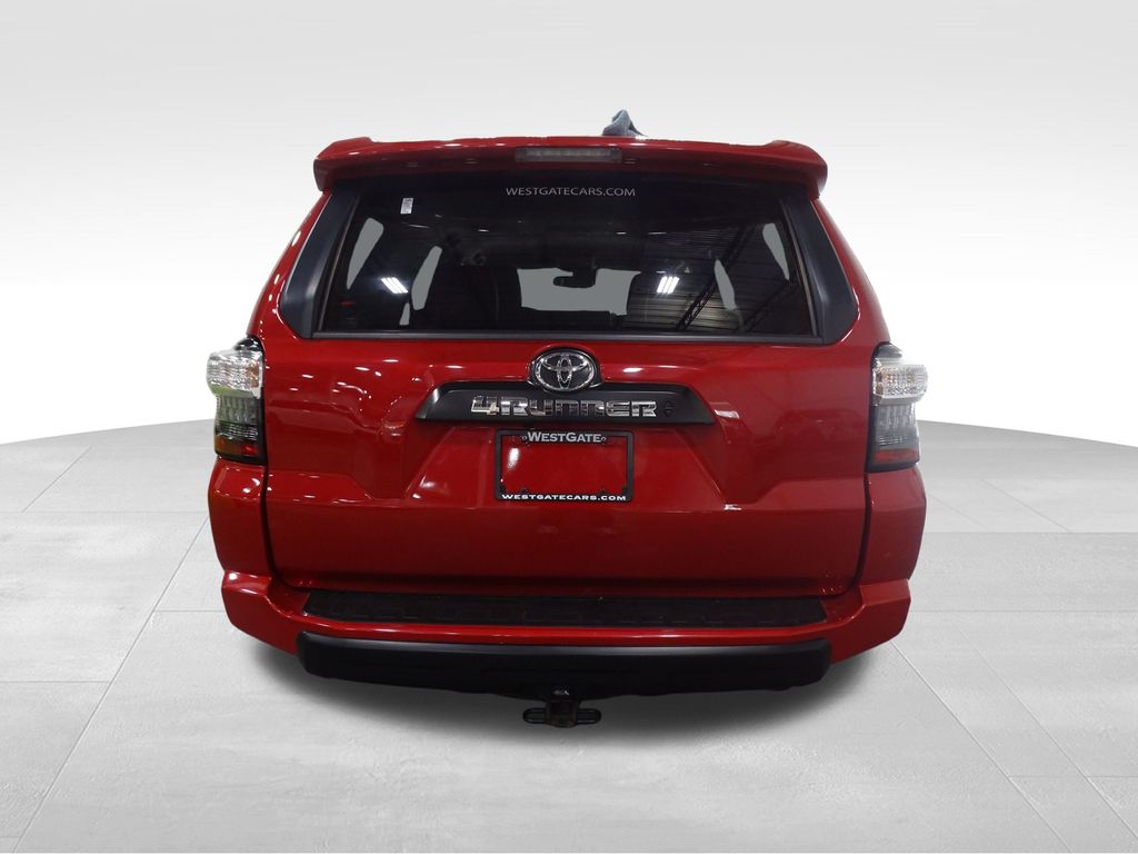 2021 Toyota 4Runner TRD Off-Road Premium photo 4