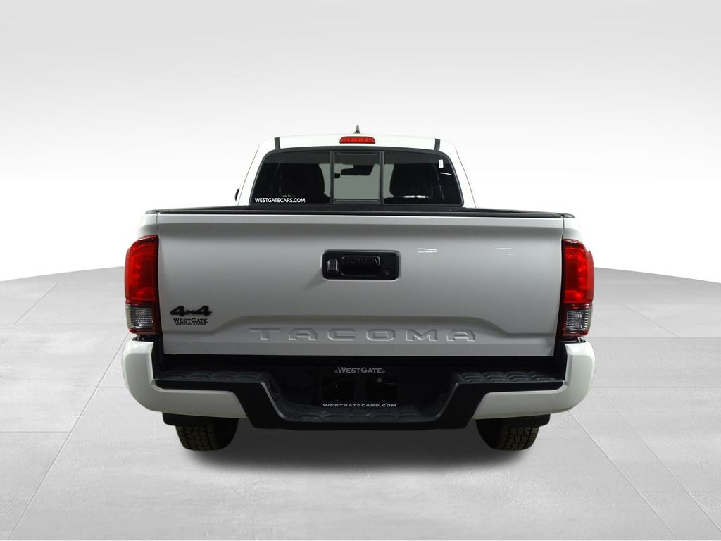 2019 Toyota Tacoma SR photo 4