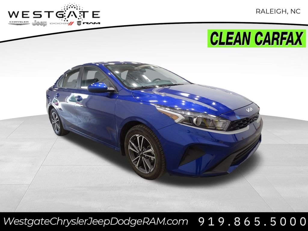 Used 2023 Kia Forte LXS Sedan