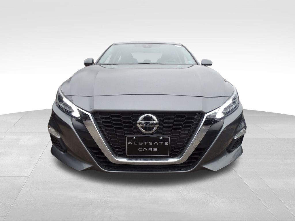 2022 Nissan Altima 2.5 SV photo 2