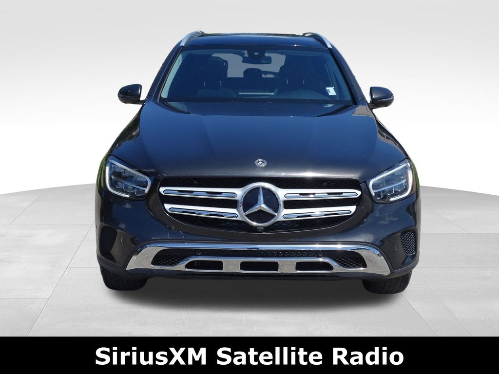 2021 Mercedes Benz GLC 300 photo 2