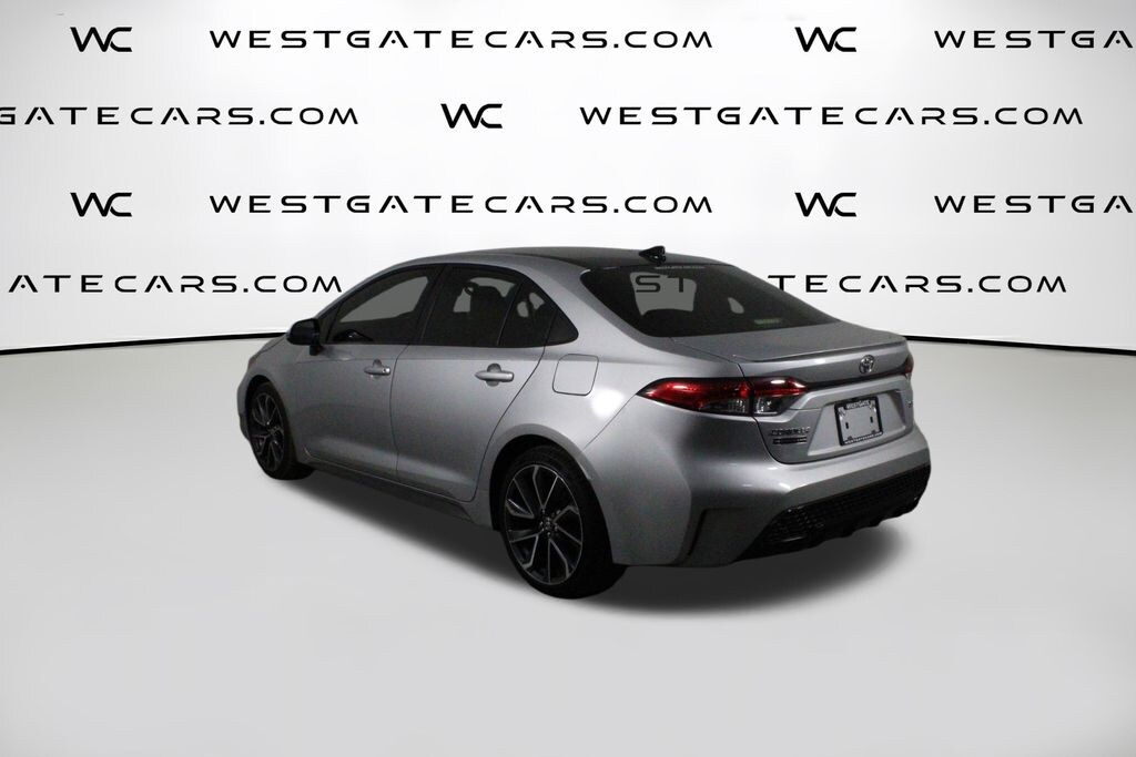 Used 2020 Toyota Corolla SE Sedan