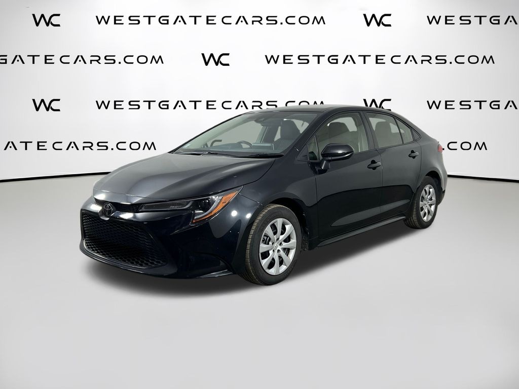 Used 2021 Toyota Corolla LE Sedan
