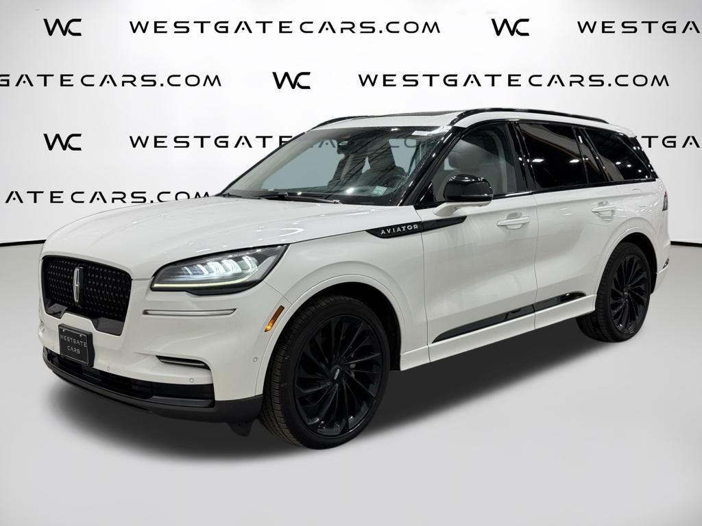 2023 Lincoln Aviator Reserve's photo