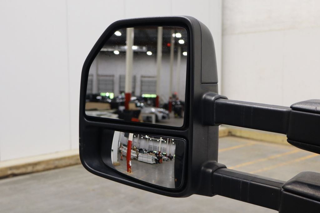 2018 Ford F-550 - Photo 27