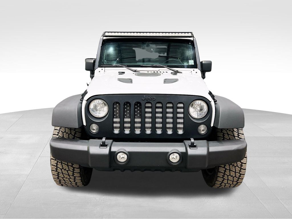 2014 Jeep Wrangler Unlimited Sport photo 2