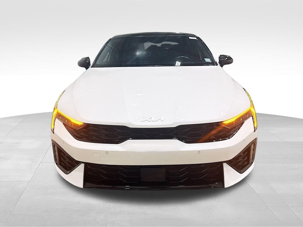 2025 Kia K5 GT photo 2