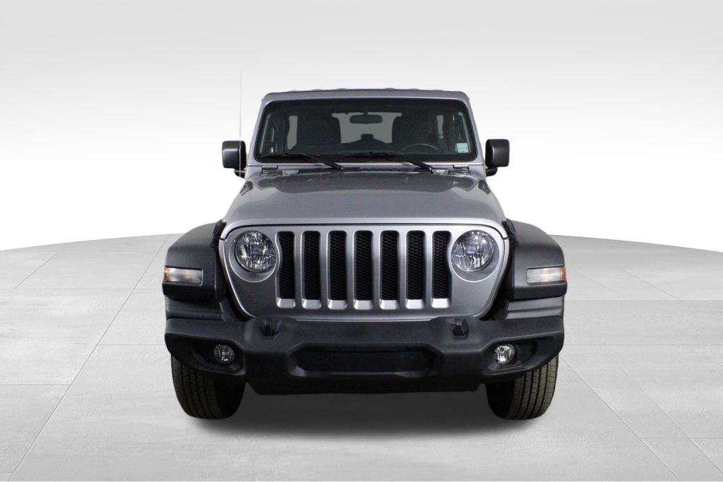2018 Jeep Wrangler Unlimited Sport S photo 2