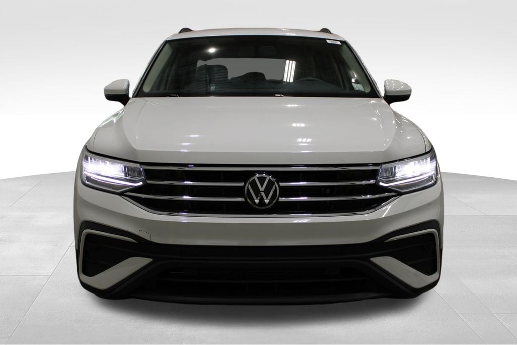 2022 Volkswagen Tiguan S photo 2