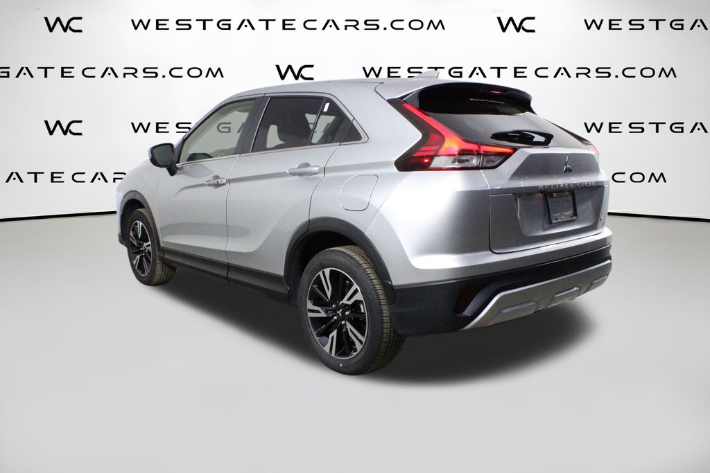 2025 Mitsubishi Eclipse Cross SEL photo 3