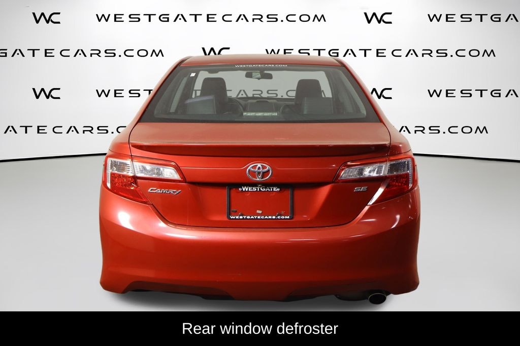 Used 2014 Toyota Camry SE Sedan