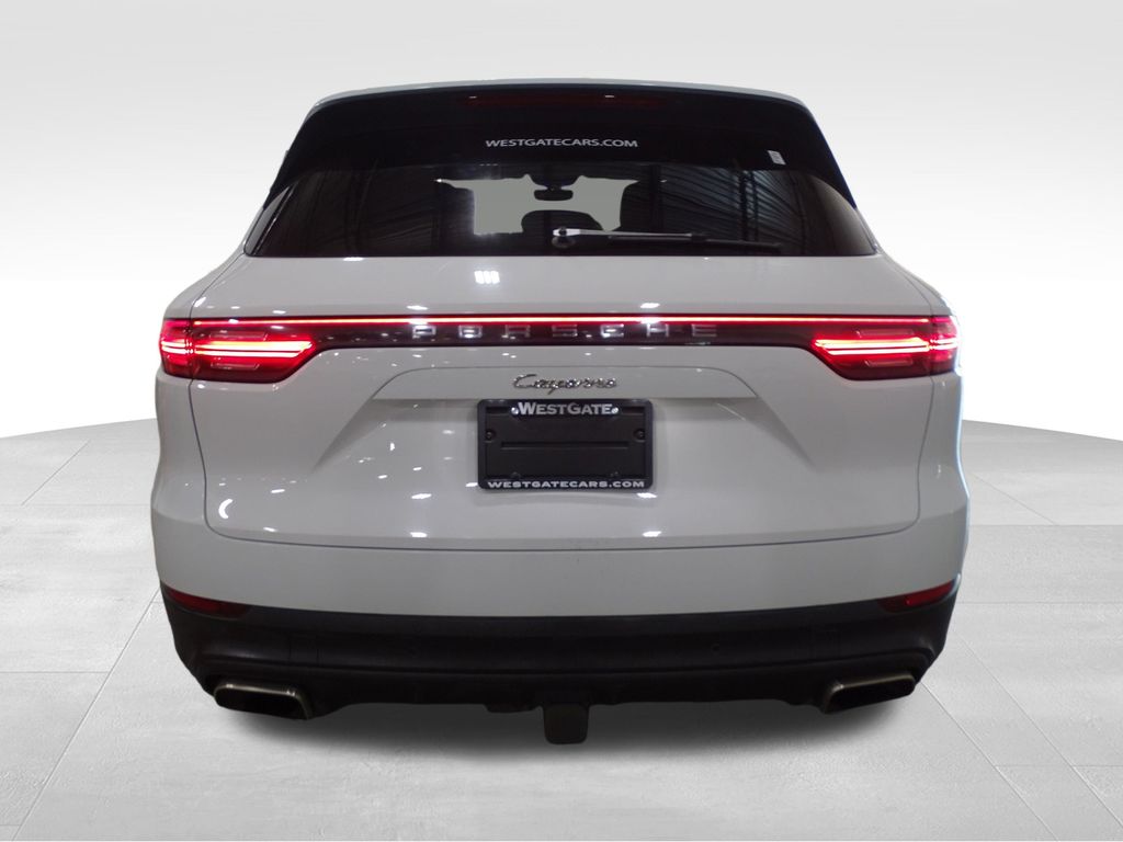 2020 Porsche Cayenne Base photo 4