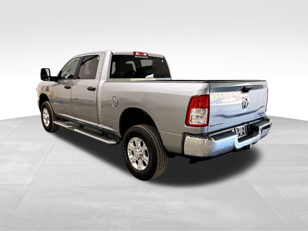 2024 Ram 2500 Big Horn photo 4