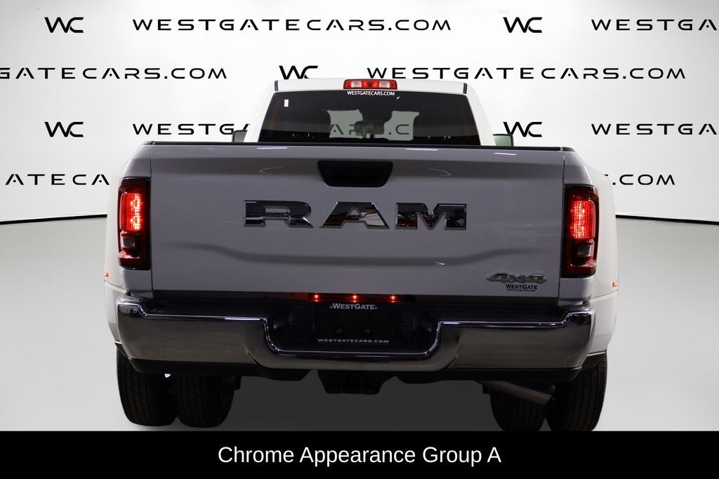 New 2026 Ram 3500 TRADESMAN CREW CAB 4X4 8' BOX Pickup