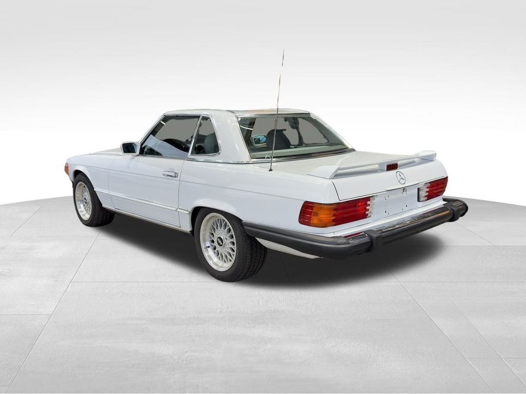 1989 Mercedes Benz 560 photo 3