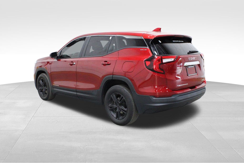 2022 Gmc Terrain SLE photo 3