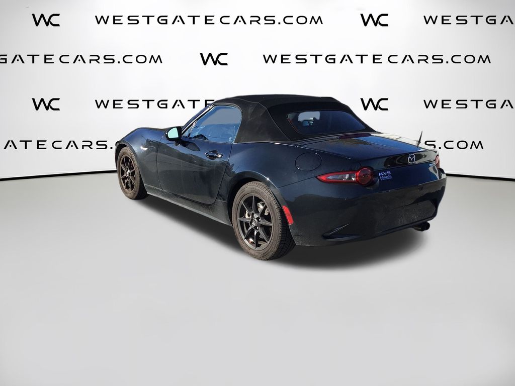 2020 Mazda MX-5 Miata Miata Sport photo 4