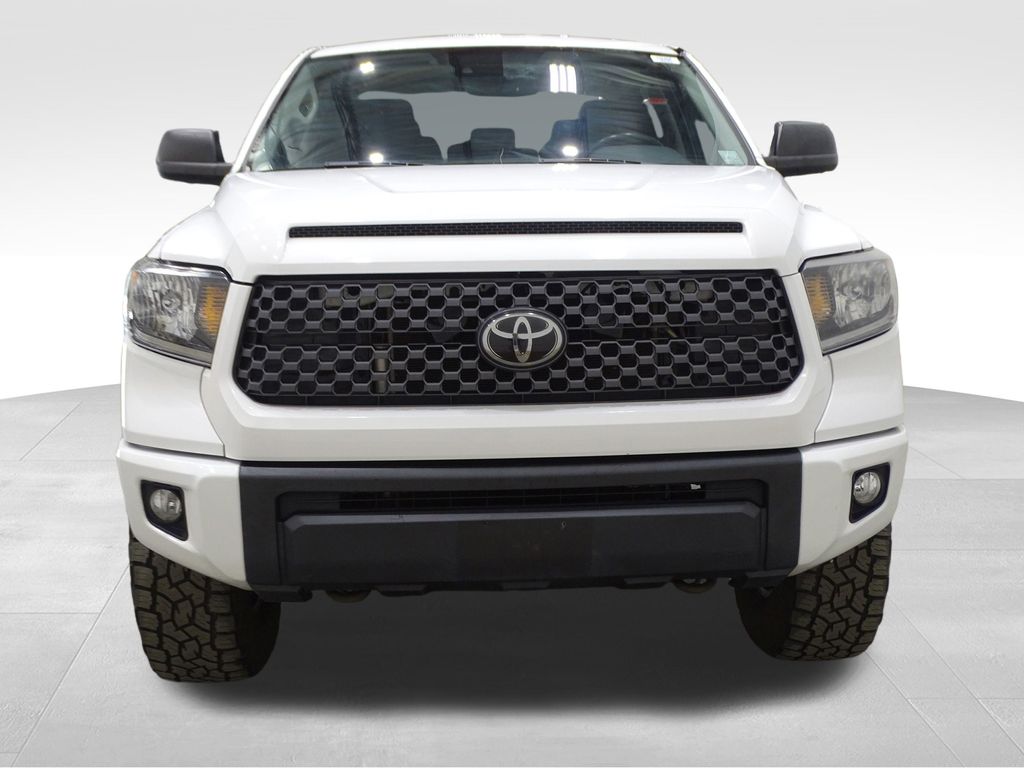 2020 Toyota Tundra SR5 CrewMax photo 2