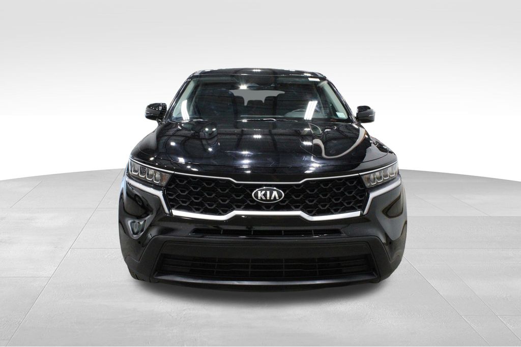 2021 Kia Sorento LX photo 2