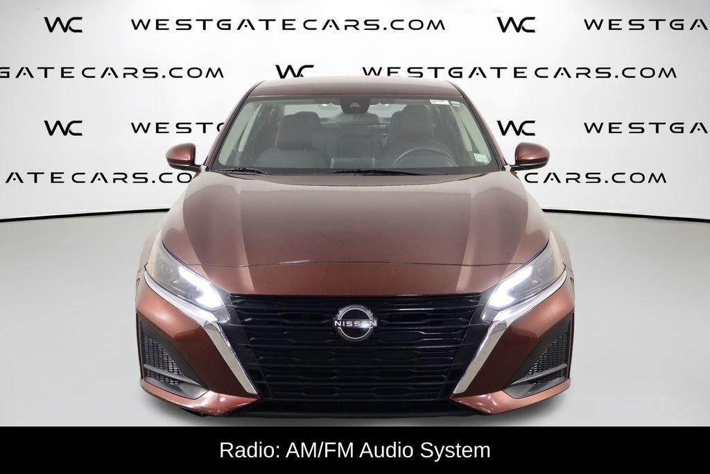 Used 2023 Nissan Altima 2.5 SV Sedan
