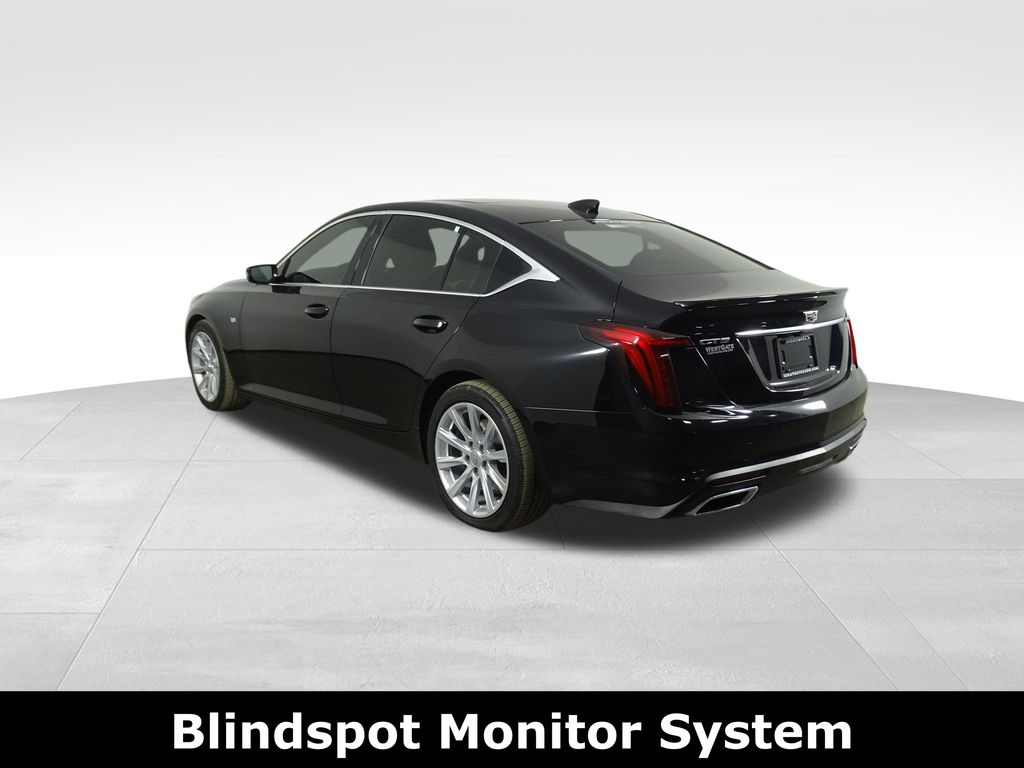 2023 Cadillac CT5 Luxury photo 3