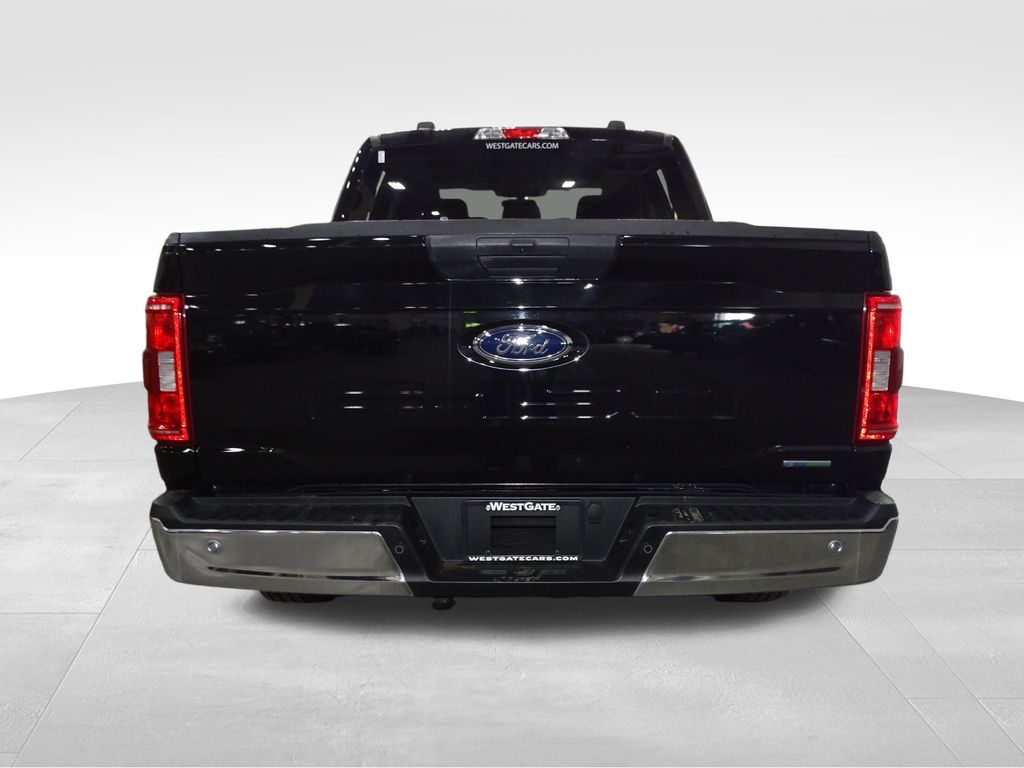 2023 Ford F-150 XLT photo 4