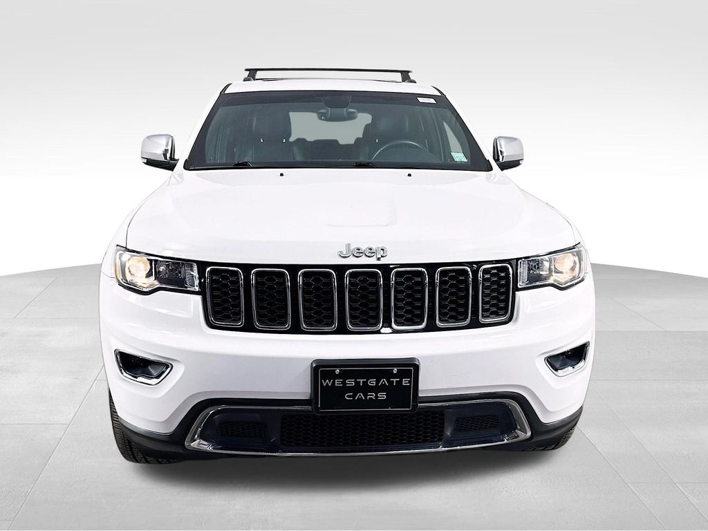 2017 Jeep Grand Cherokee Limited photo 2