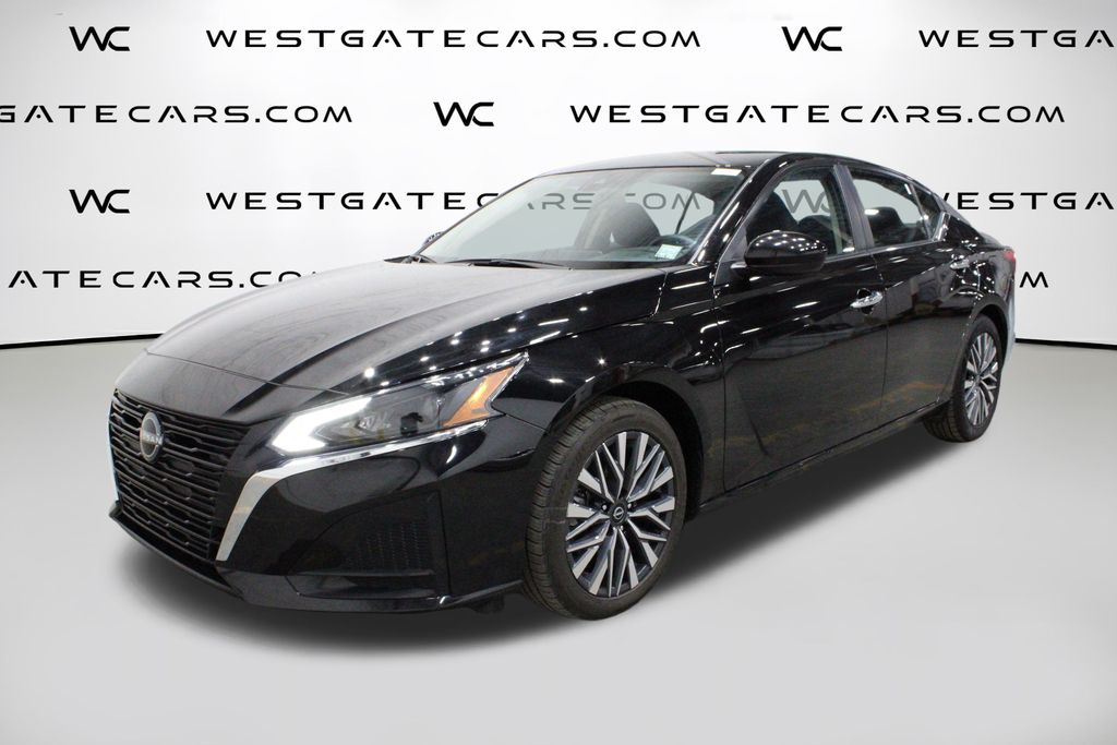 2023 Nissan Altima SV