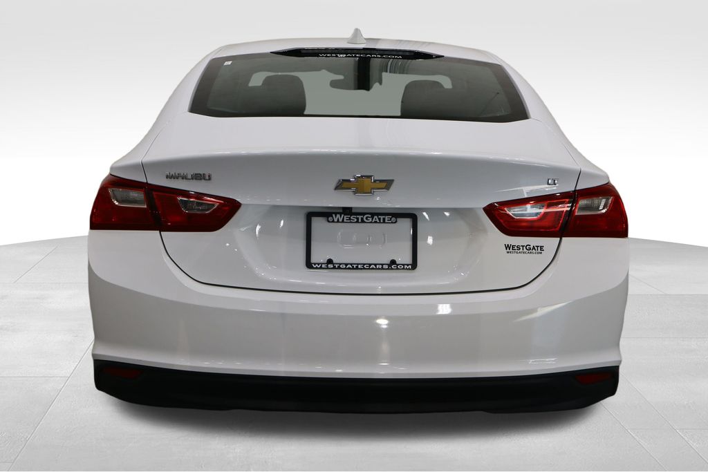 2023 Chevrolet Malibu 1LT photo 4