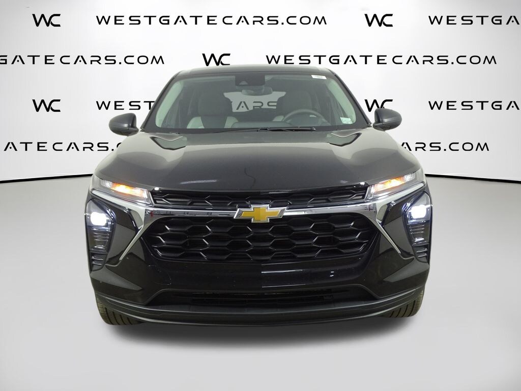 Used 2025 Chevrolet Trax LS SUV