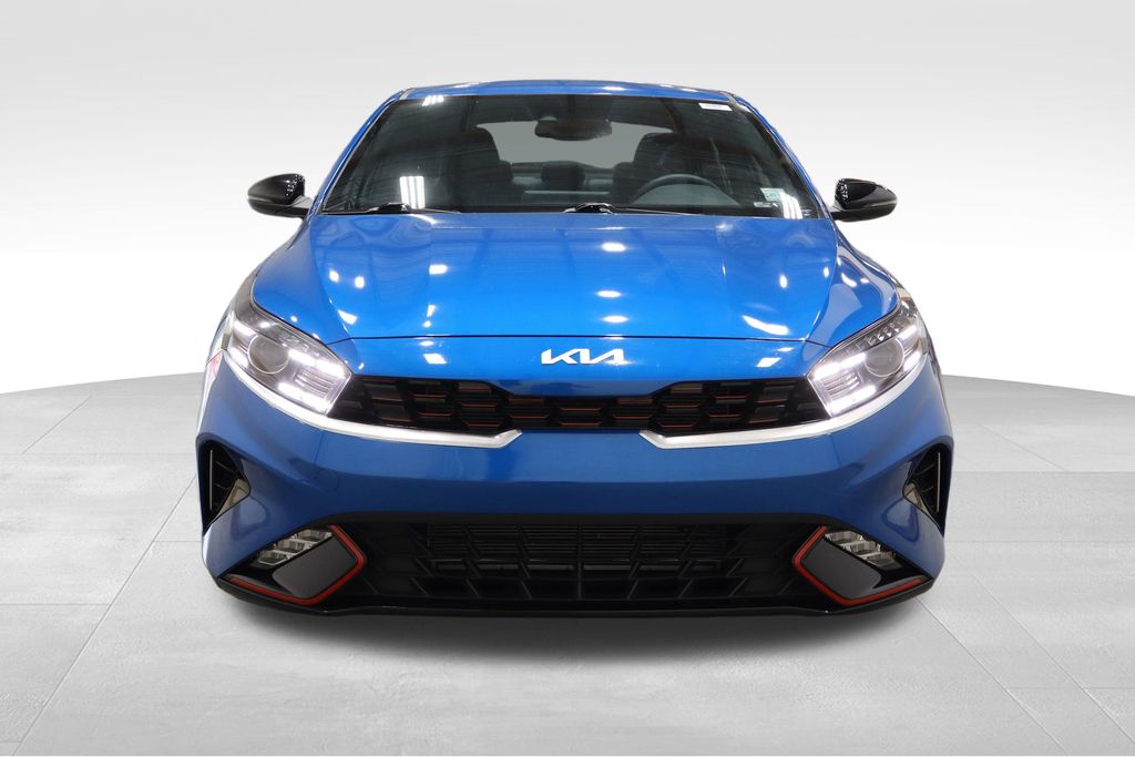 2023 Kia Forte GT-Line photo 2