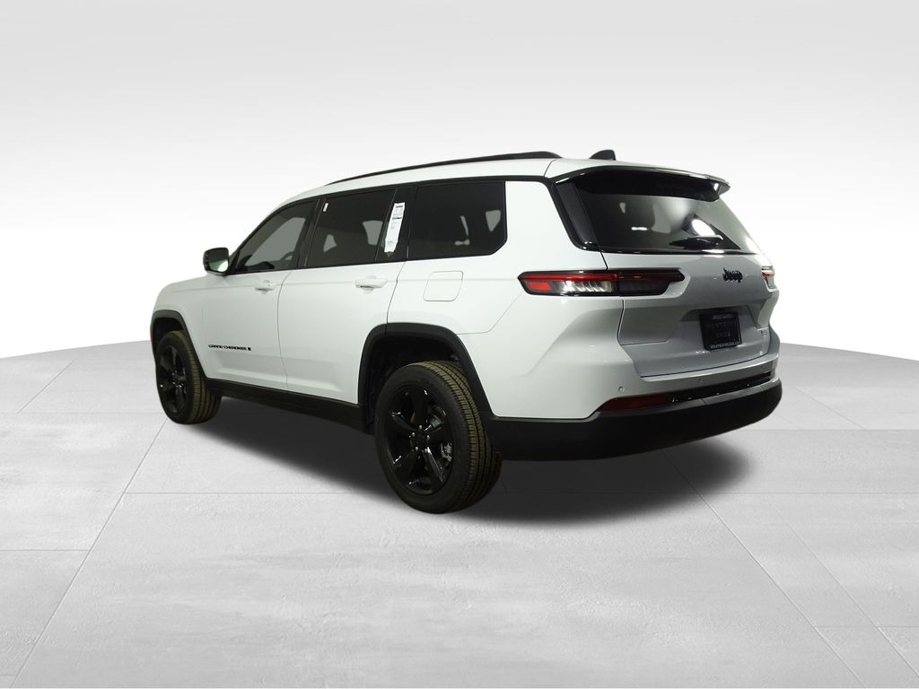 New 2025 Jeep Grand Cherokee L ALTITUDE 4X2 Sport Utility