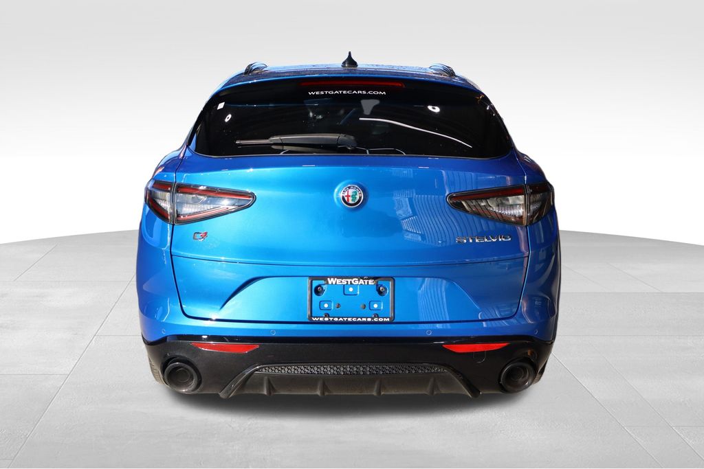 2024 Alfa Romeo Stelvio Tributo Italiano photo 4