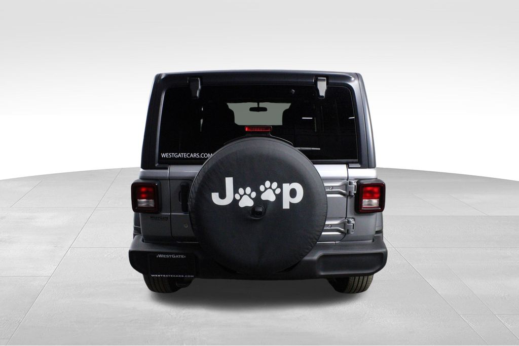 2018 Jeep Wrangler Unlimited Sport S photo 4