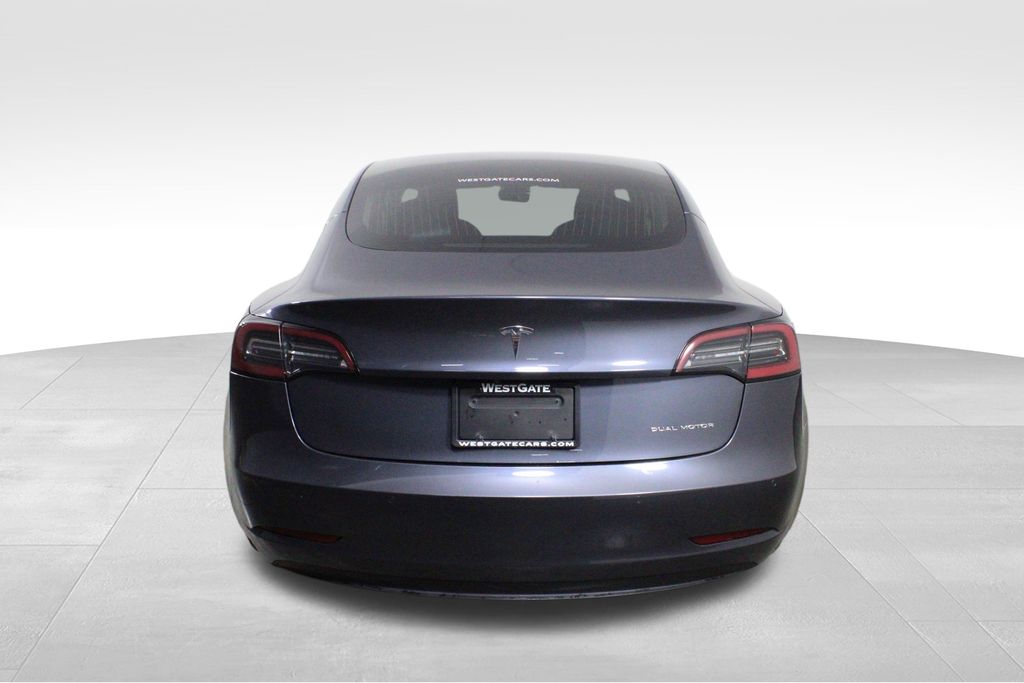 2020 Tesla Model 3 Long Range photo 4