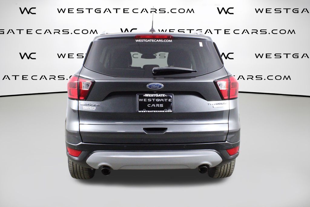 2019 Ford Escape Titanium photo 4