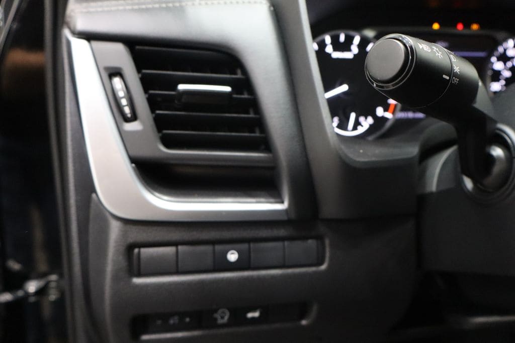 2024 Nissan Rogue SV - Photo 18